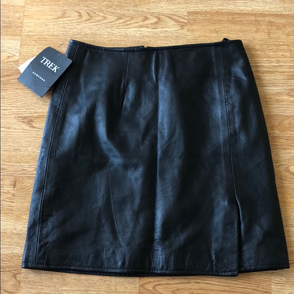 Vintage trek leather skirt NWT